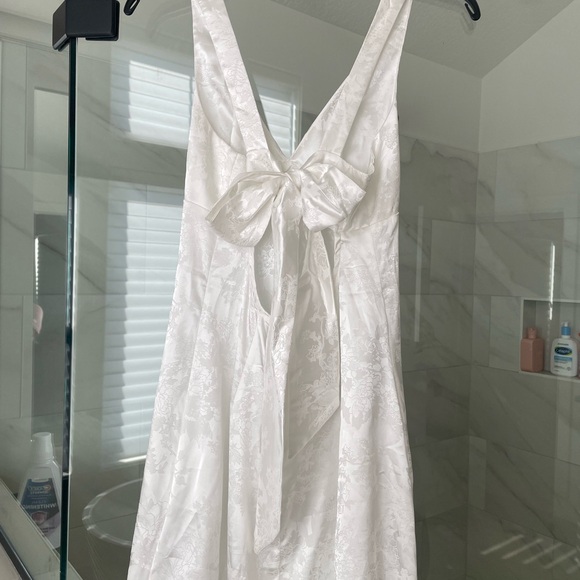 White Satin Dress - Picture 4 of 4